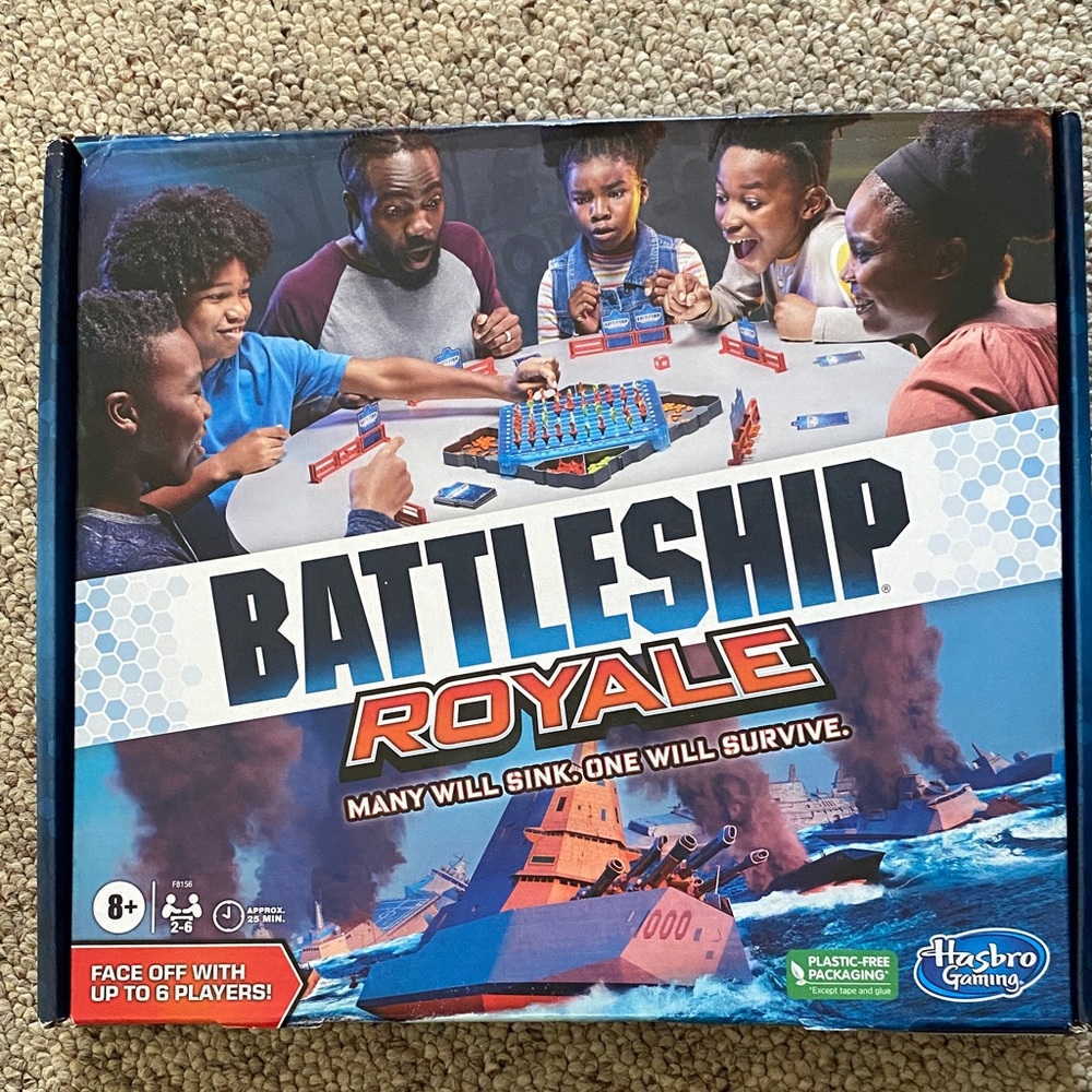 Hasbro Battleship Royale Game - Blue and Red NIP